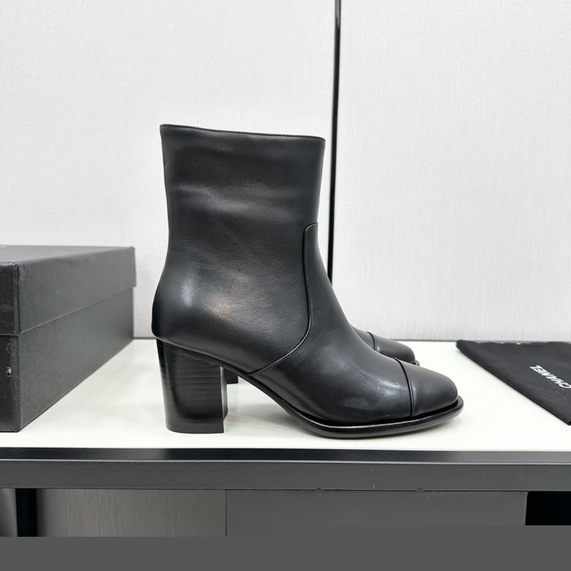 Ch*el boots